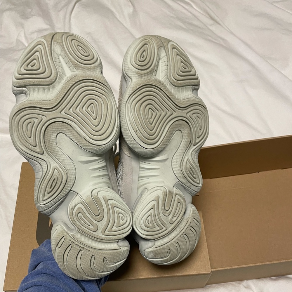 Yeezy 500 Salt - Picture 5 of 6